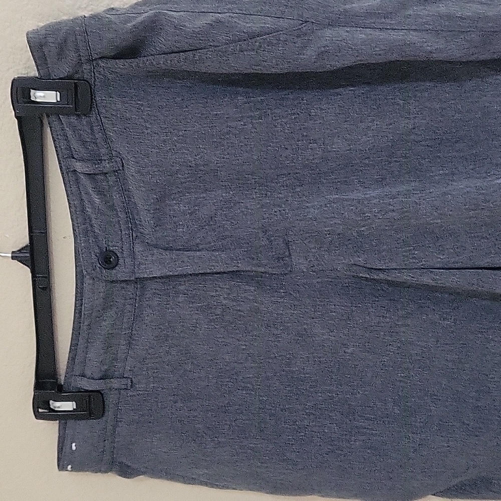 Mens Short - Picture 2 of 6
